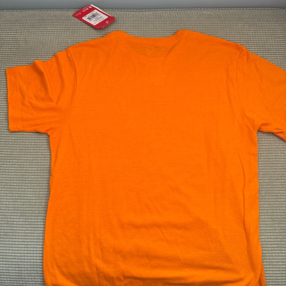 The North Face Orange graphic Tee Shirt NWT - Picture 2 of 3